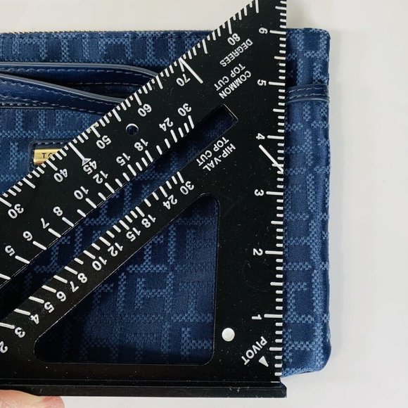 Tommy Hilfiger Womens Wristlet Makeup Bag Wallet Navy Blue TH Monogram Jacquard - Picture 10 of 11